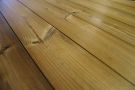 Détails : www.ideesbois.net bardages, charpente, bois contrecollés, bois brossé, lames à volets, lames de terrasse, plancher massif, parquet tablettes