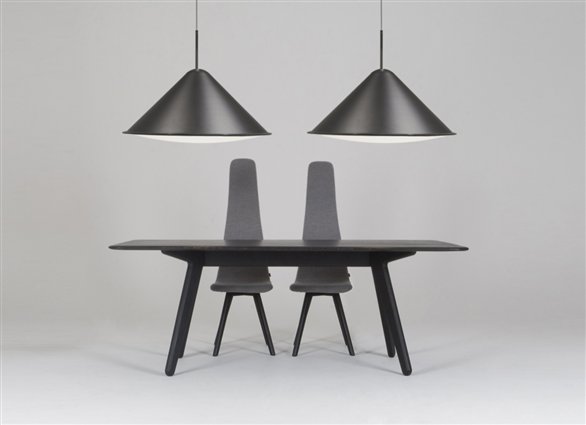 Détails : www.pacificdecor.ch Living: décoration d'intérieur - sols, parquets, stores, luminaires, mobilier