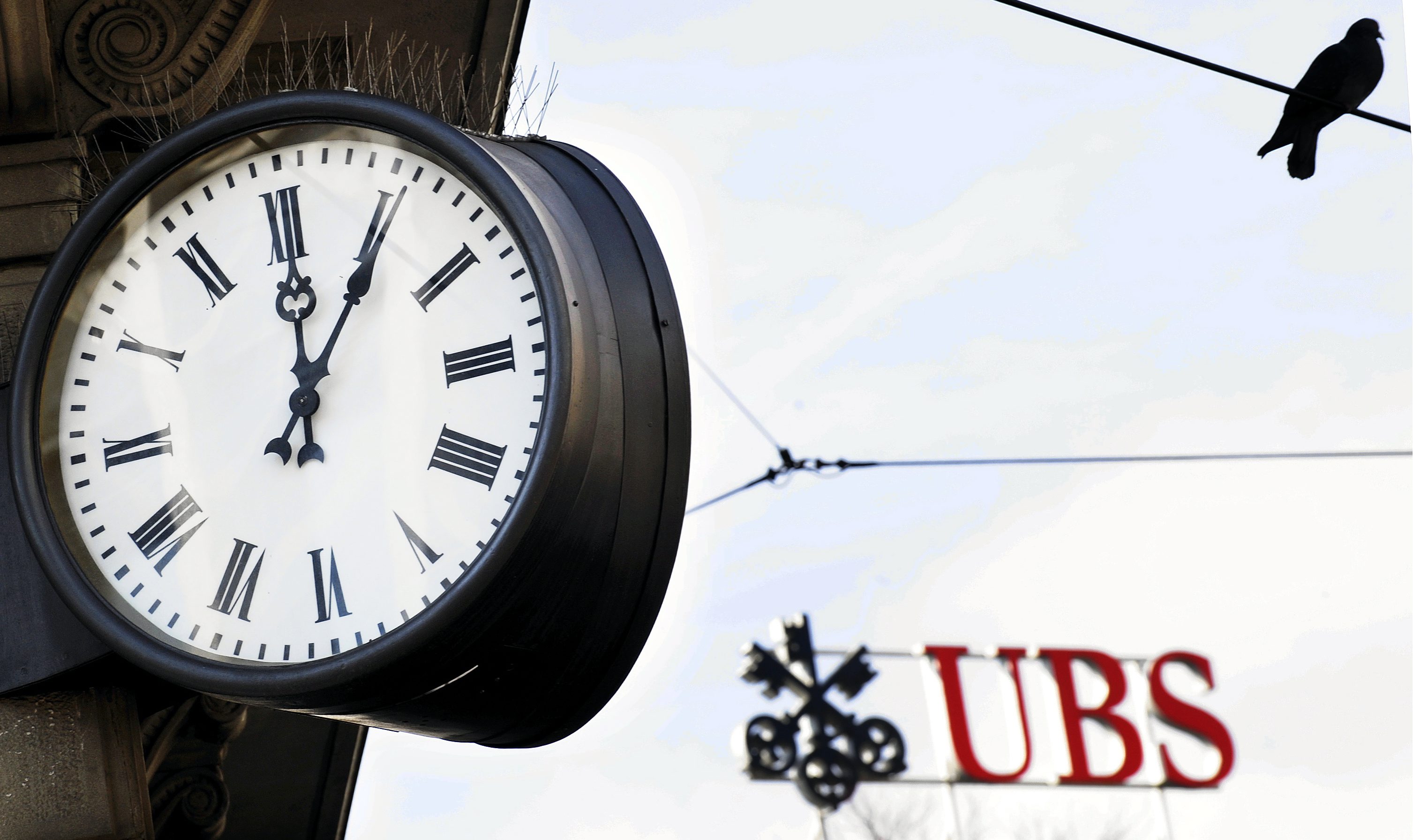 Détails : www.ubs.com/e-banking Suisse UBS Quotes UBS Connect, Lausanne Geneve . . . . 