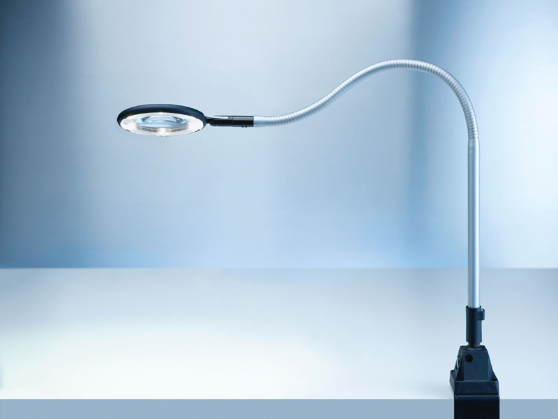 Détails : http://www.derungs.ch  Lampes de contrôle, Lampes à encastrer, Lampes halogènes, Baladeuses, Lampes à LED, Lampes à loupe, Luminaires tubulaires, Lampes pour postes de travail modulaires, Lampes universelles pour postes de travail, Lampes ESD (pour enviro