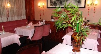 Détails : www.ohbox.ch Sports et Sensations, Wellness, Bistrot, Discovery, Trip to Europe, Gastronomy, Charming Escape